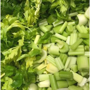 کرفس خام با سبزی